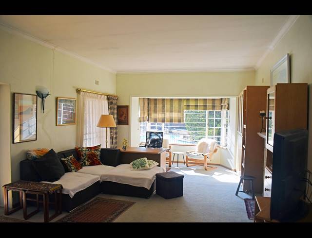 3 BEDROOM HOUSE FOR SALE IN MELROSE NORTH